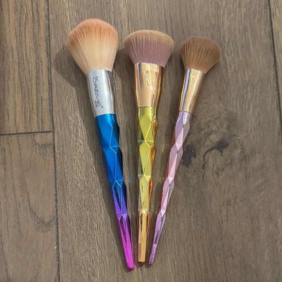 Assorted Makeup Collection - Picture 9 of 10